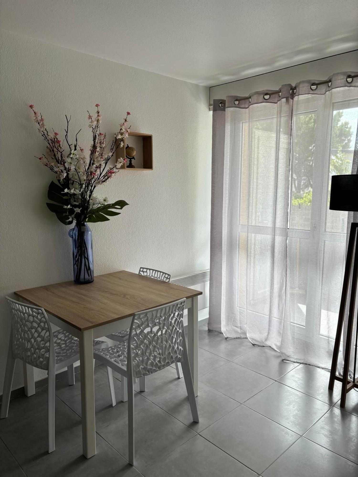 Appartement Studio 4 Personnes Dans Residence Avec Piscine Quiberon Luaran gambar