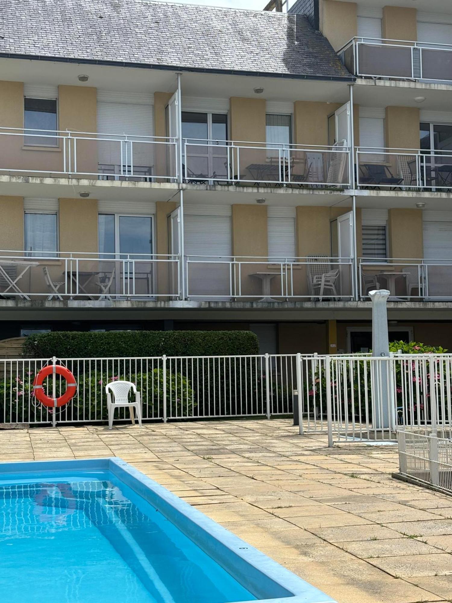 Appartement Studio 4 Personnes Dans Residence Avec Piscine Quiberon Luaran gambar