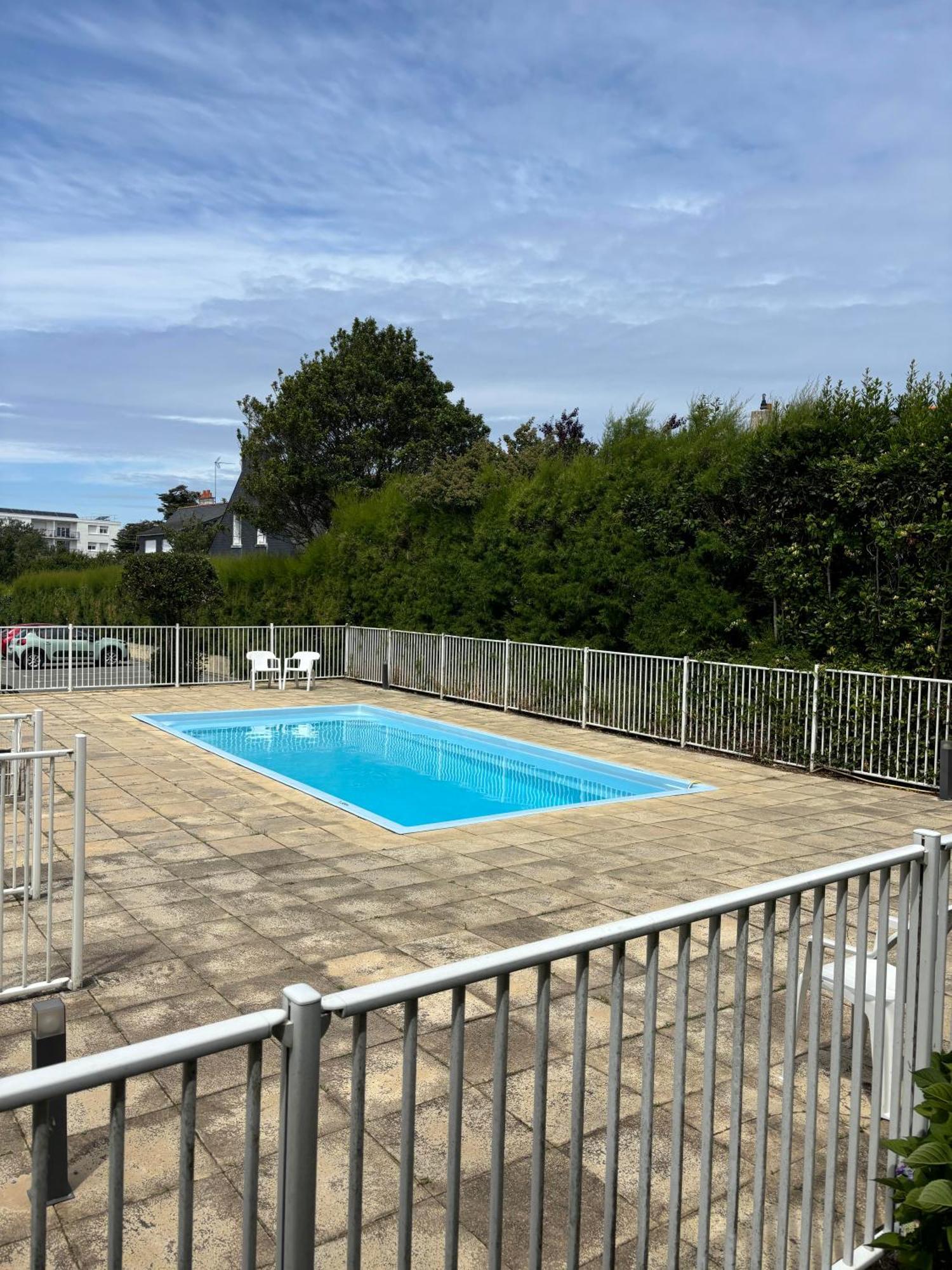 Appartement Studio 4 Personnes Dans Residence Avec Piscine Quiberon Luaran gambar
